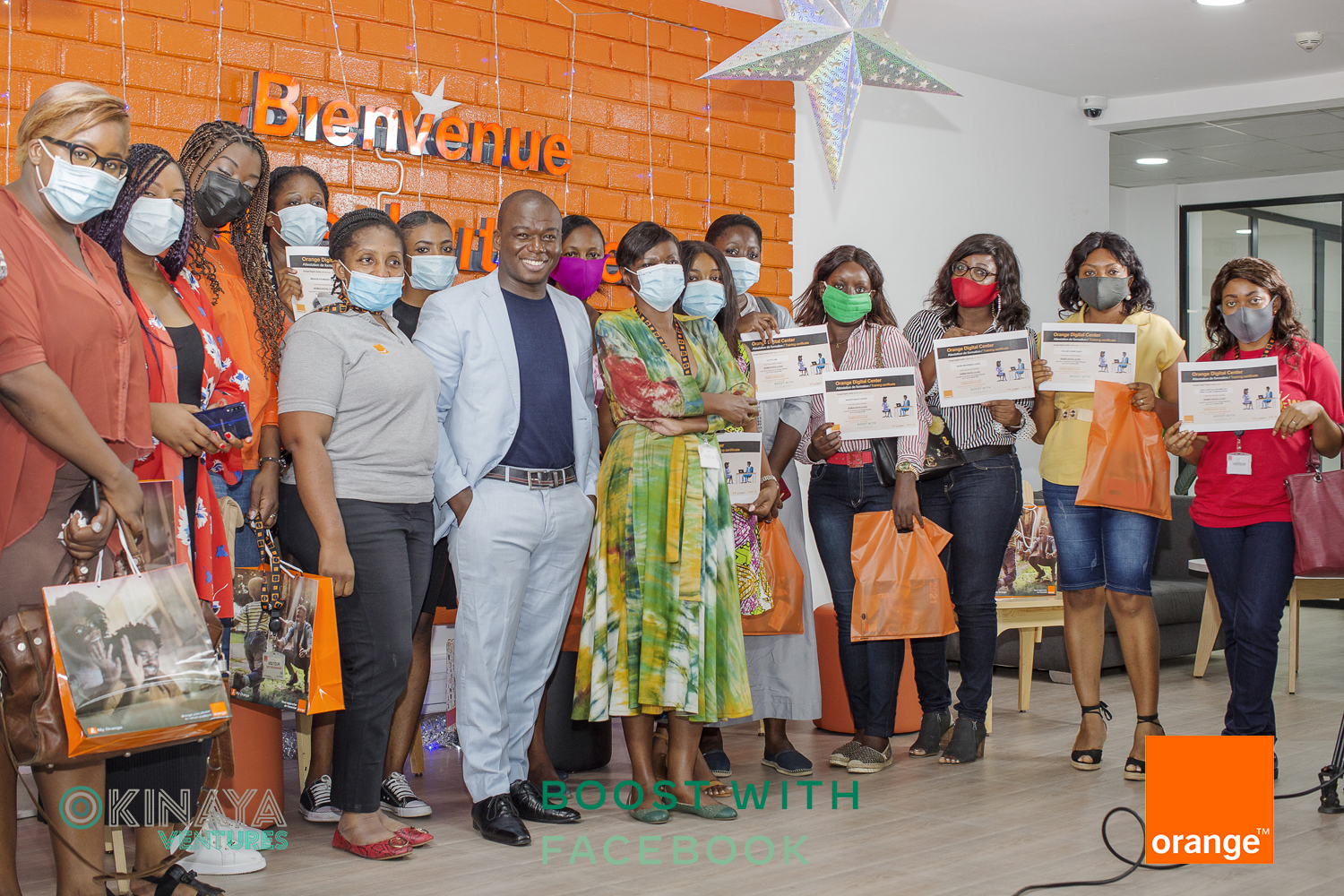 boost whith face_ Orange cmr jour 3 by Dokoti Events029 copie